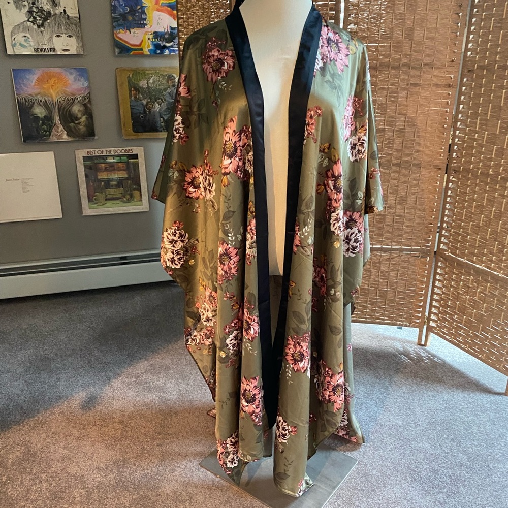 Torrid one size cover